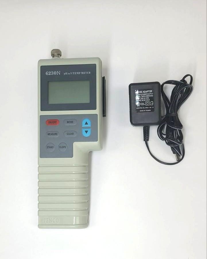 Used Jenco 6230N pH mV Temperature Handheld Digital Meter Tester