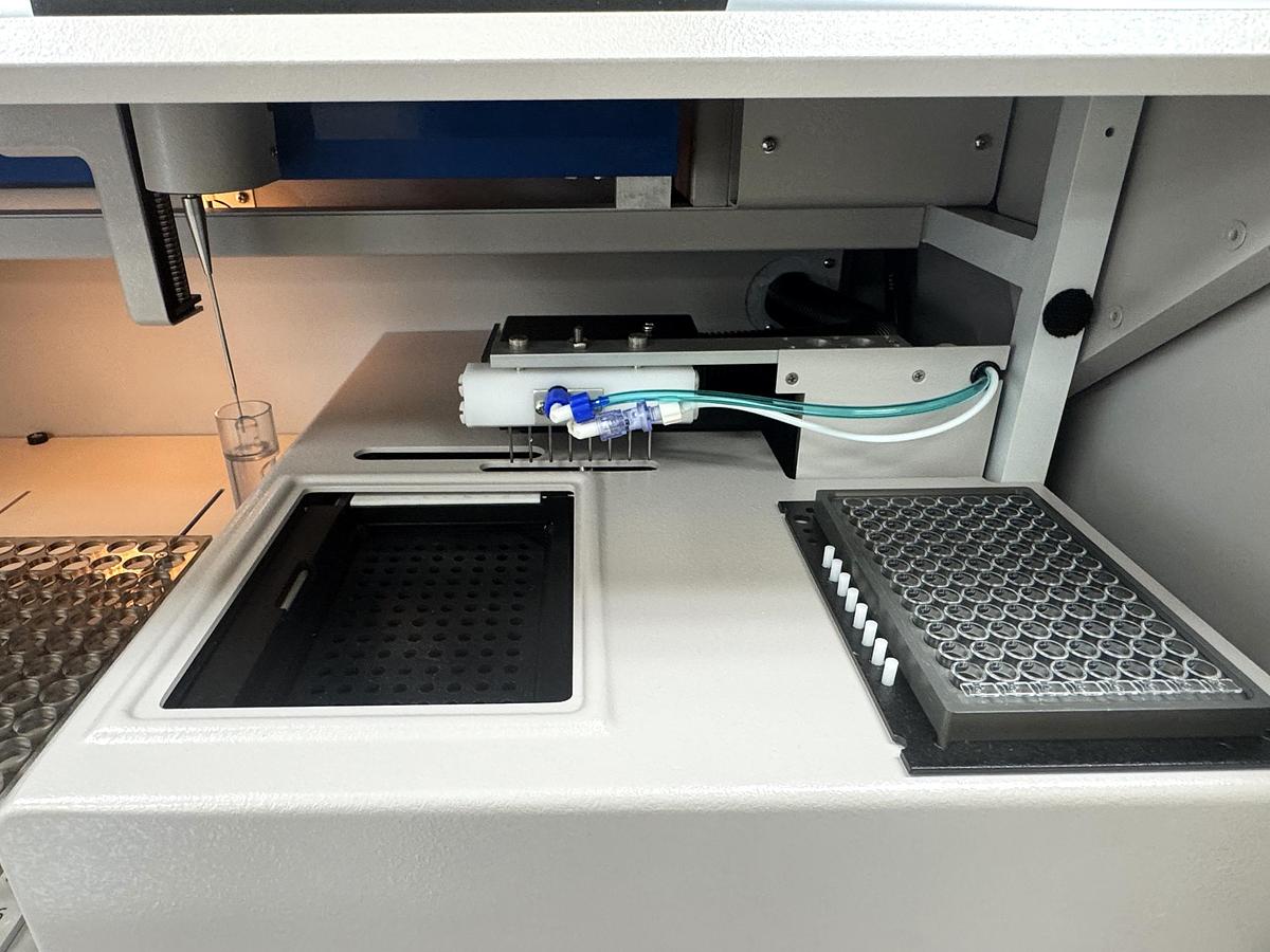 Awareness Technology Chem Well 2910 Chemistry Analyzer