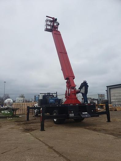 Used 2007 International 4400 Skyhoist RX87 Sign Crane - M26707