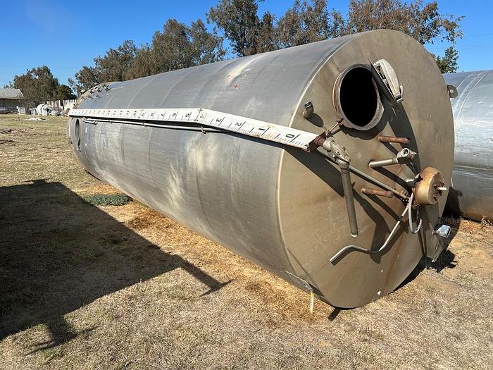 Used Tank, 8,600 Gallon, S/st, Storage Tank, 94" x 24' high #S744776