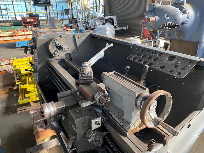Used Clausing Colchester 13" x 40" Tool Room Lathe 1340