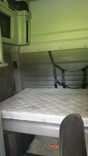 Used 2010 Peterbilt 386