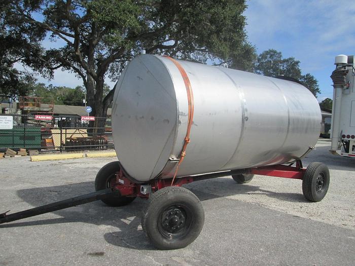 Used Knowles Off Road Fuel Tank and Trailer