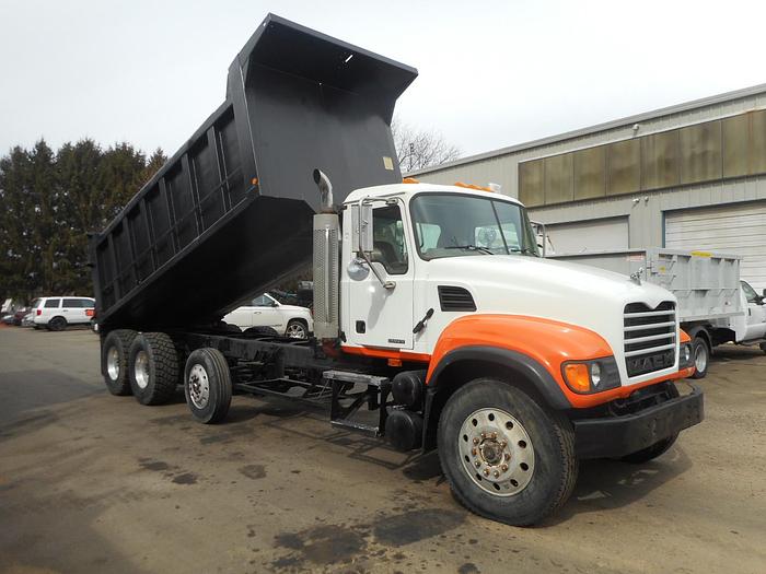 Used 2004 Mack Granite CV-713- Stock #: 4780B
