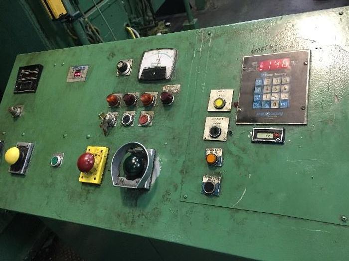 Used 600 ton Verson 120"x72" Used Stamping Press