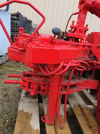 BJ RS Hydraulic POWER TONG WITH MANUAL BACKUP