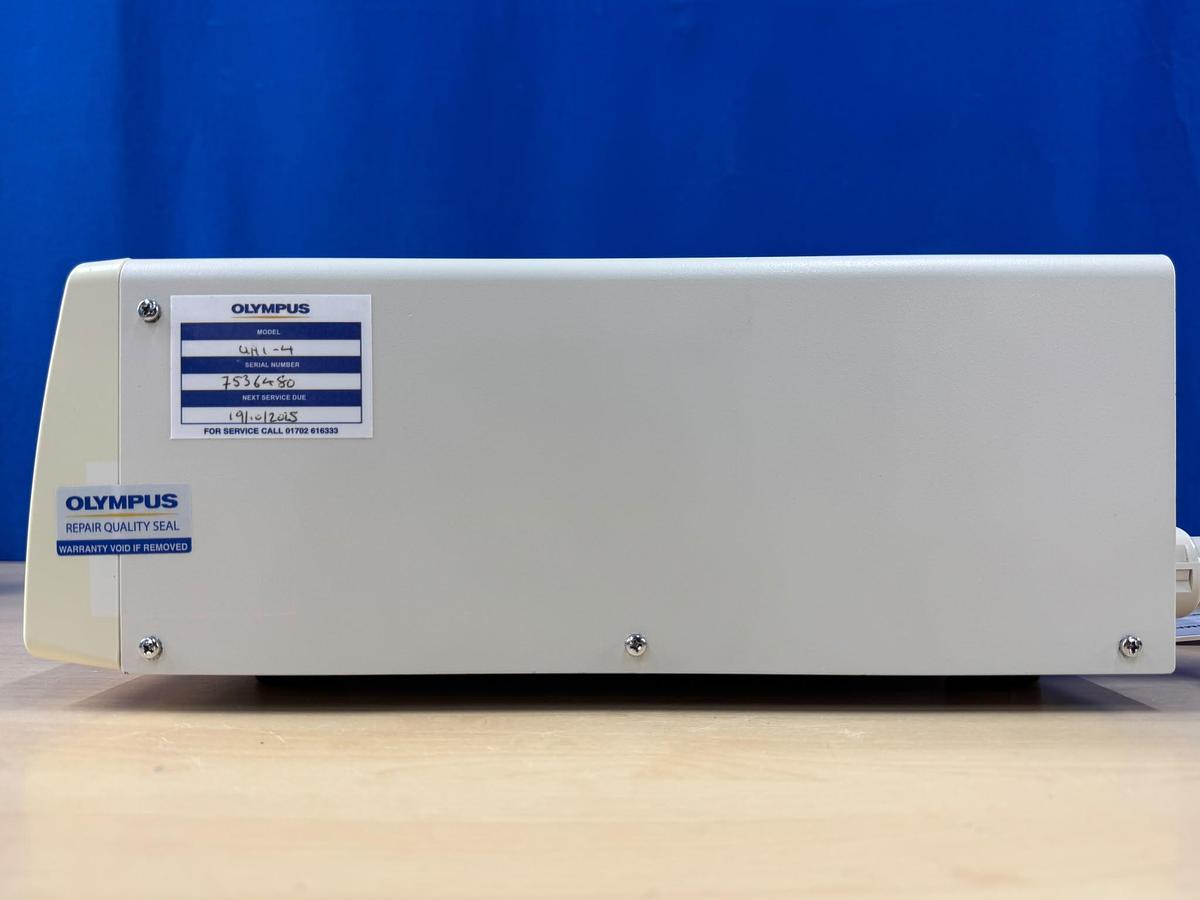 Used Olympus UHI-4 High Flow Insufflation Unit With Hose Include Olympus MAJ-1939 Foot Switch REF: 33.1.57.9.46