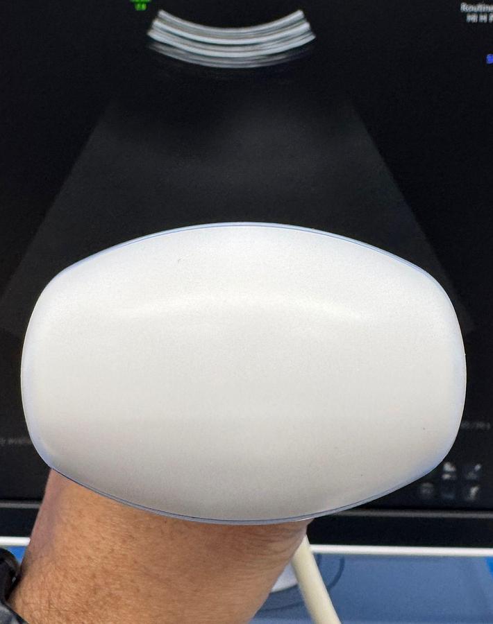 Used GE Voluson E8 Ultrasound YOM: 2020