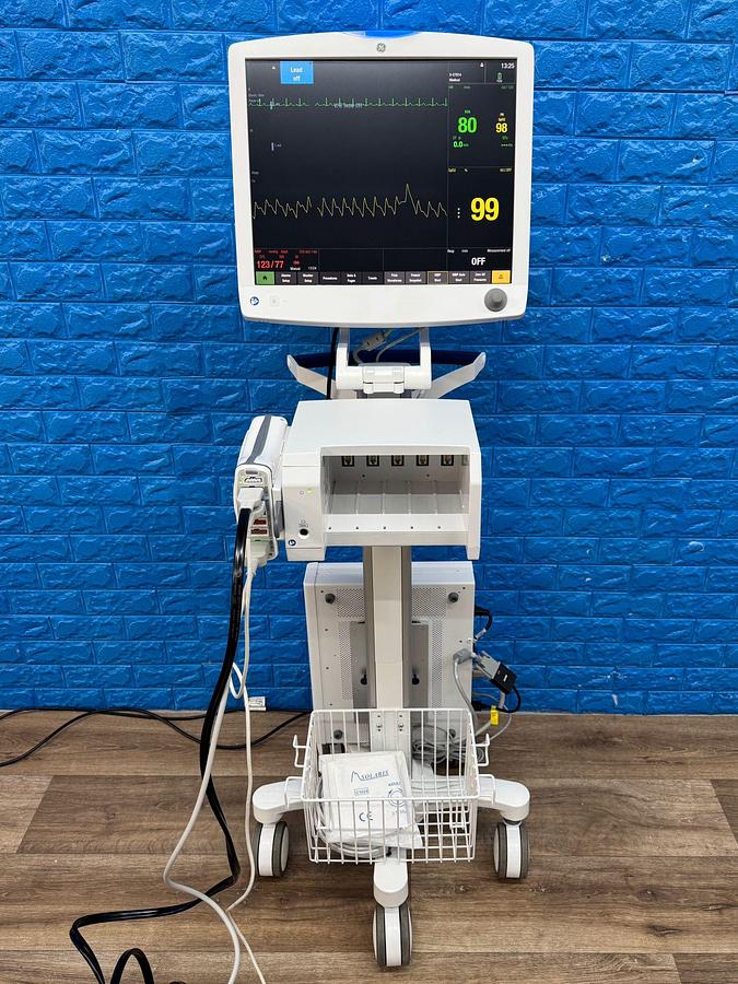 Used GE CareScape B850 Patient Monitor YOM: 2020 SN: SNR20270221HA