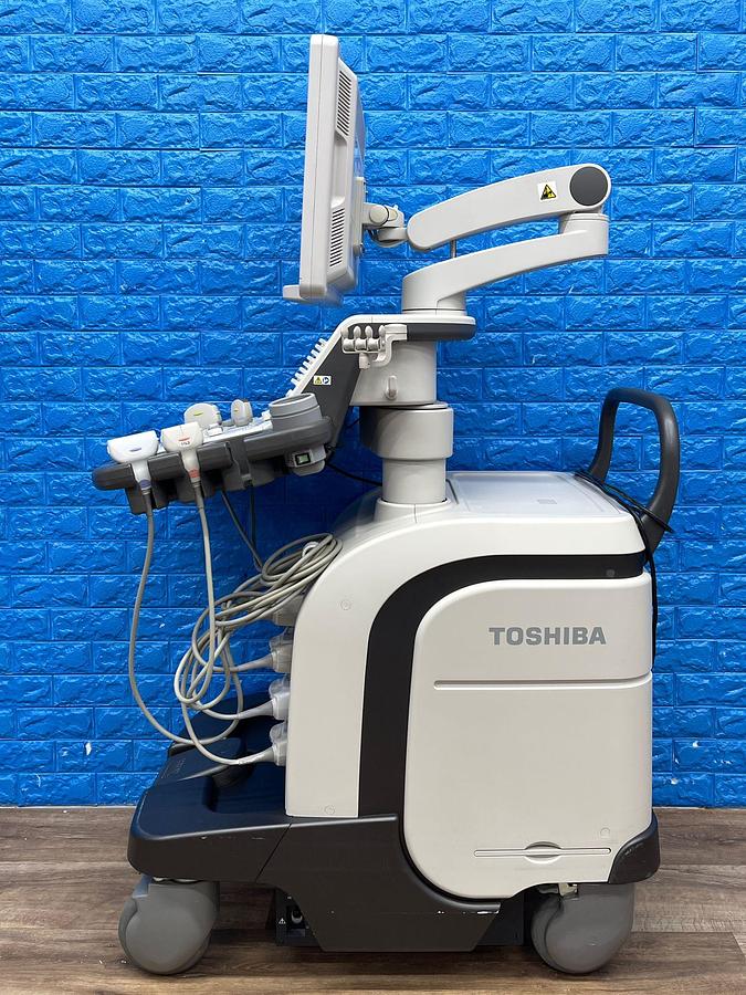 Used TOSHIBA Ultrasound Aplio 500 YOM: 2015 