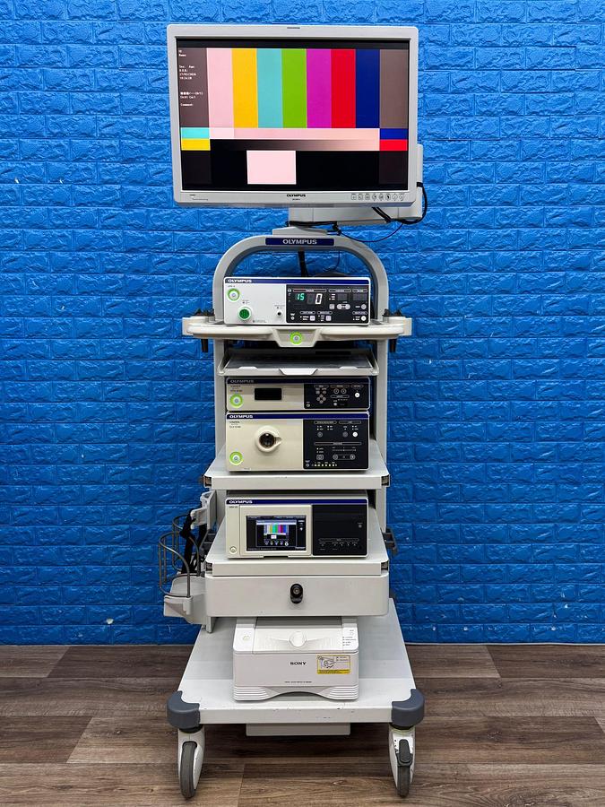 Used Olympus OTV-S190 Tower Processor OTV-S190  SN: 7354579 Light Source CLV-S190 SN: 7304202 Olympus OEV261H Monitor  YOM: 2013 SN: 7354100 Olympus UHI-4  YOM: 2021 SN: 7159219 Olympus IMH-20 SN: 7331770 Olympus Camera Head CH-S190-XZ-E SN: 7506197 Olympus MAJ-1921 Keyboard  Sony Digital Colour Printer