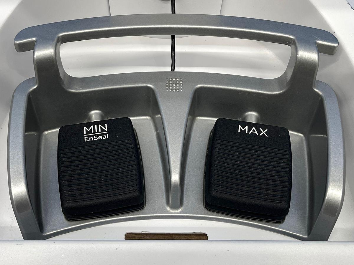 Used Ethicon GEN 11 YOM: 2012 