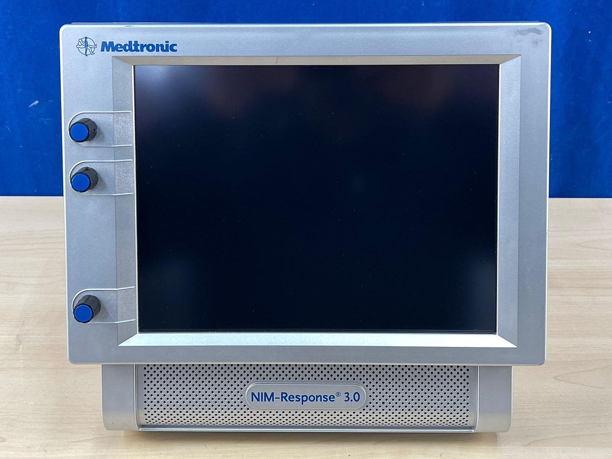 Used  For Sale MEDTRONIC NIM-Response 3.0 Nerve Monitoring System 8253001 SN: 2NR3-0707 Includ Medtronic  Nim 3.0 Patient Simulator  REF: 8253600 Nim Muting Detector REF: 68L1204