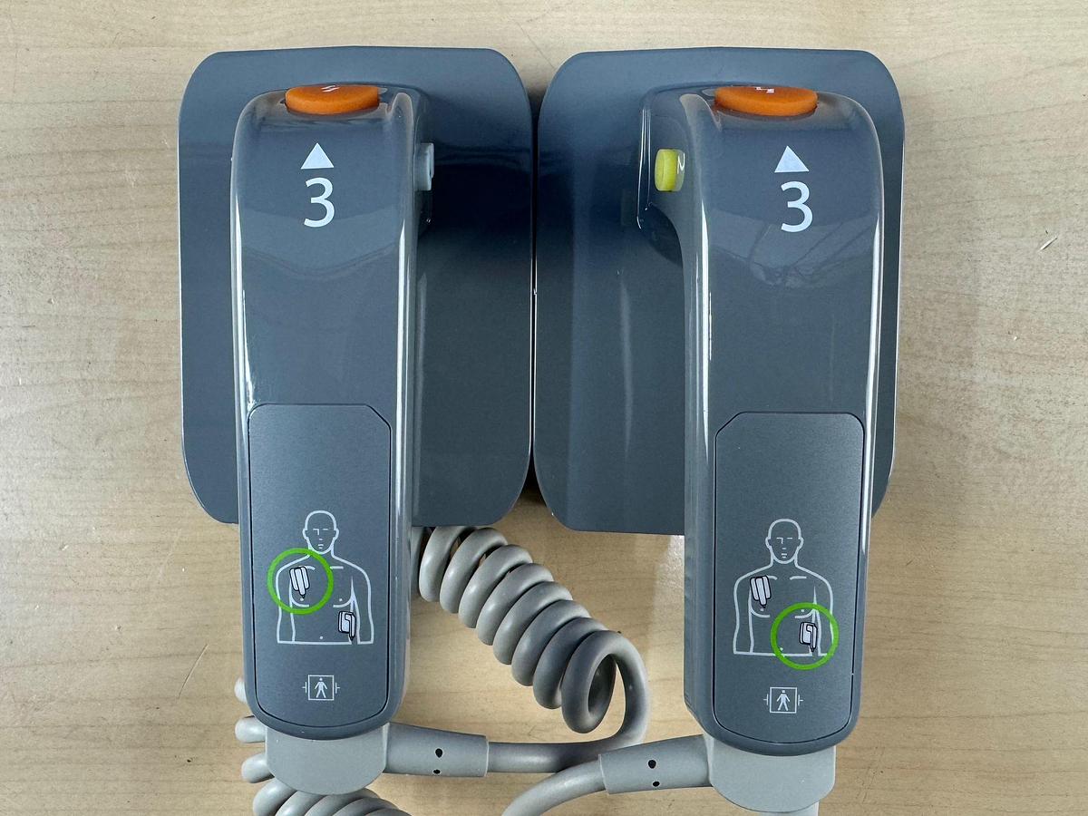 Mindray Defib Paddles REF: 0651-30-77001 YOM: 2020 -5 pieces Brand New