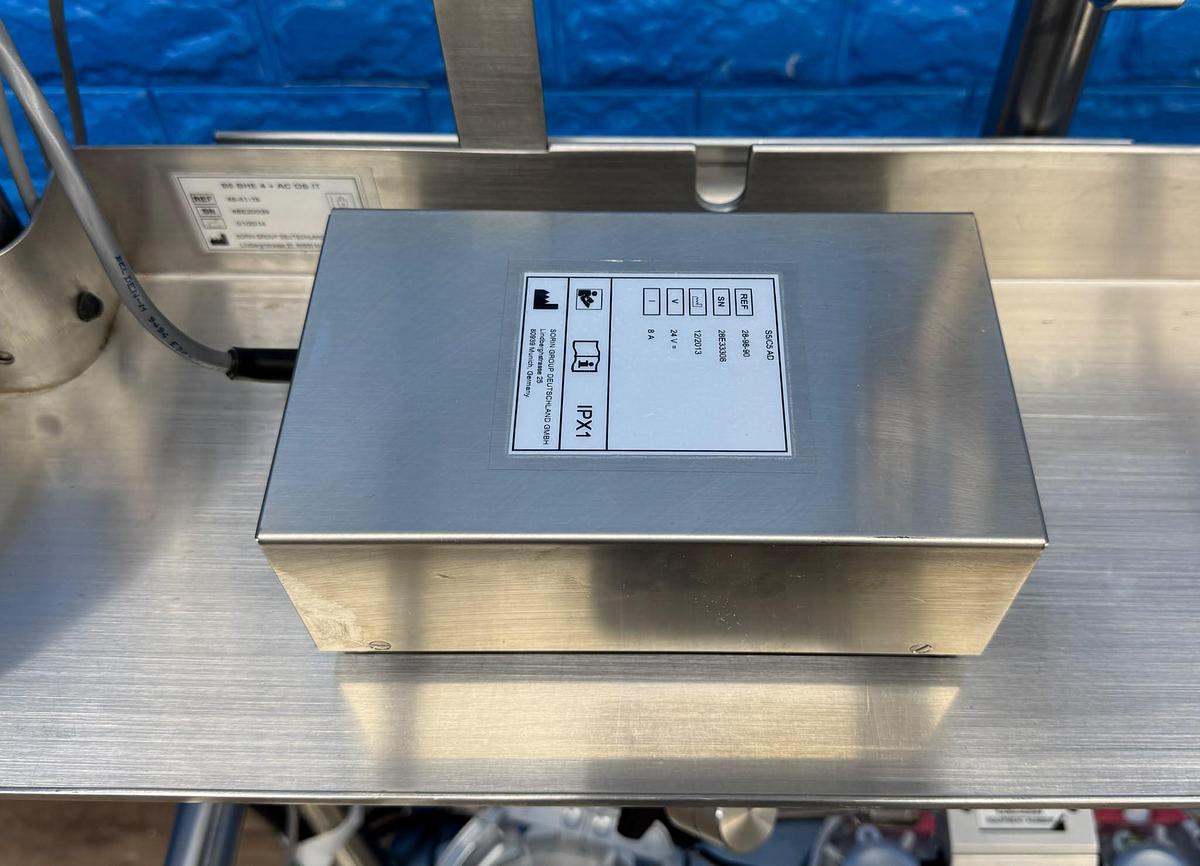 Used LivaNova Sorin Stockert S5 Heart Lung machine 2x S5 RP150 Pumps 2x S5 DRP85 Dual Pumps Sorin CP5 Sorin SP6 Bubble Detector SN: 28E03054 YOM: 2013