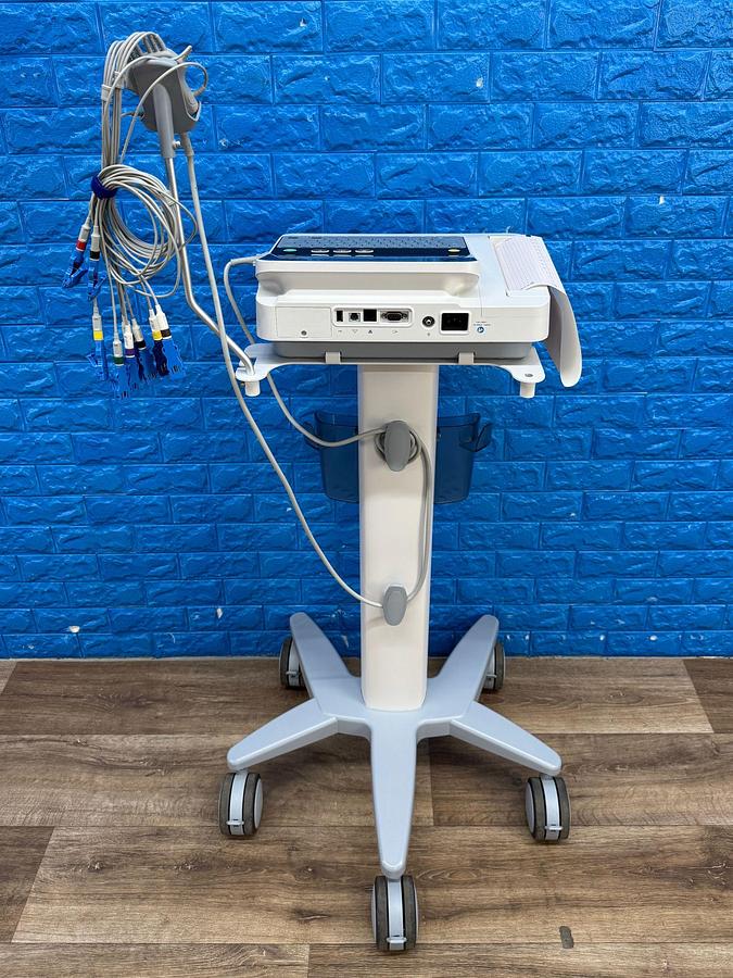 Used Mindray Electrocardiograph ECG Model: BeneHeart R12 YOM: 2022