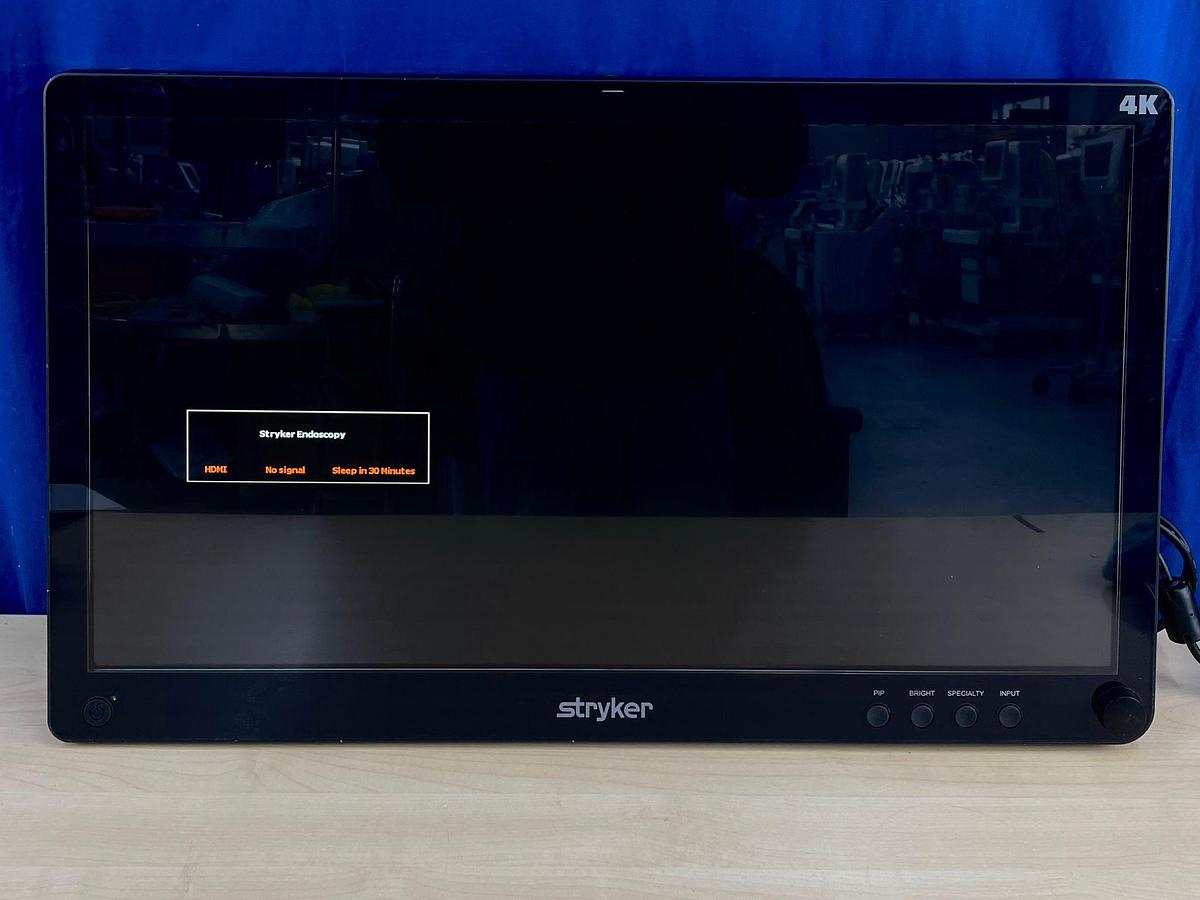 Used Stryker 32 Inch 4K LED Monitor YOM: 2019
