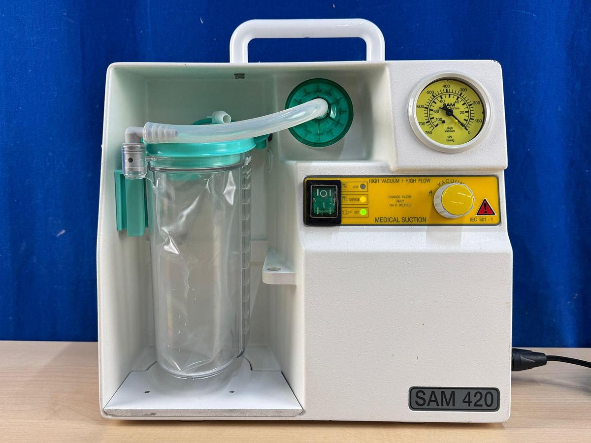 Used MGE Sam 420 High Flow Vacuum Pump YOM: 2007 