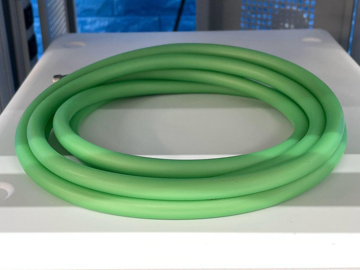 Used Stryker 1688 4K Tower  Lcd Monitor 4k 32” YOM: 2020