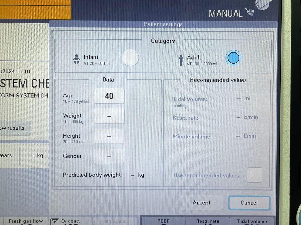 Used MAQUET FLOW-i