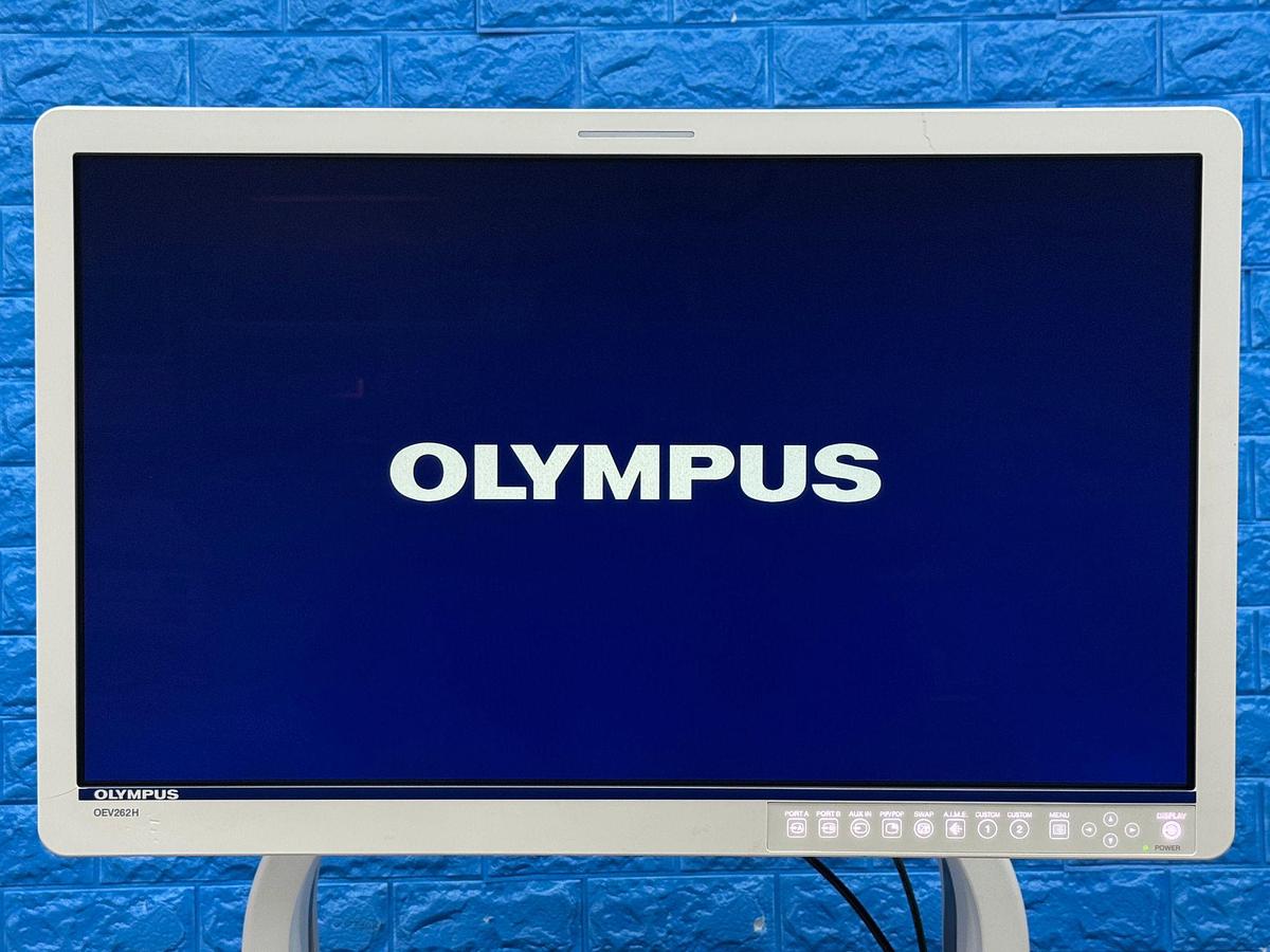 Used Olympus Evis X1 CV-1500 Endoscopy with Gastro GIF-HQ190 / Colono CF-HQ190L Includes: Olympus Evis X1 CV-1500 Processor Olympus MAJ-1921 Keyboard Olympus OFP-2 Flushing Pump Olympus UCR Gas Insufflator with hose Olympus MAJ-901 Water Bottle Olympus GIF-HQ190 Gastroscope with case and Air/Water/Suction valve Olympus CF-HQ190L Long Colonoscope with case and Air/Water/Suction valve