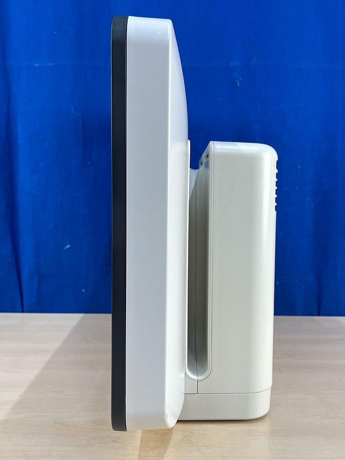 Used Philips IntelliVue MX800 Patient Monitor YOM: 2012