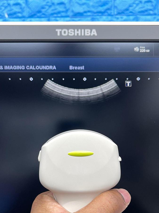 Used TOSHIBA Ultrasound Aplio 500 YOM: 2015 