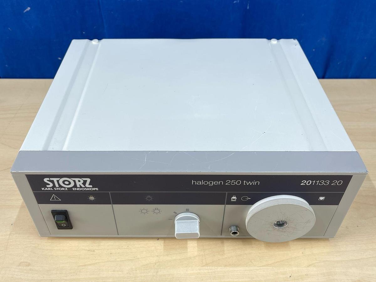 Used Karl Storz Halogen 250 Twin 20113320