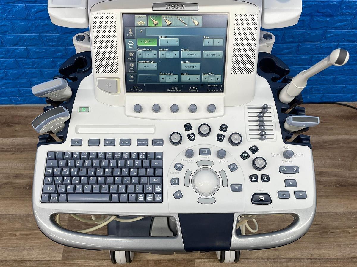 Used GE Logiq E9  YOM: 2014 With 4 Probes.