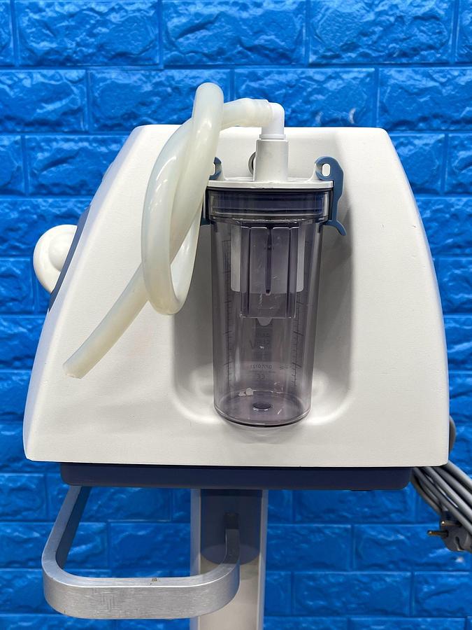 Used Medela Dominant 50