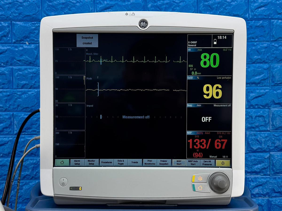 Used Dräger Fabius Tiro YOM: 2011  Include GE B650 Patient Monitor YOM: 2013 With SPO2 & ECG Cables