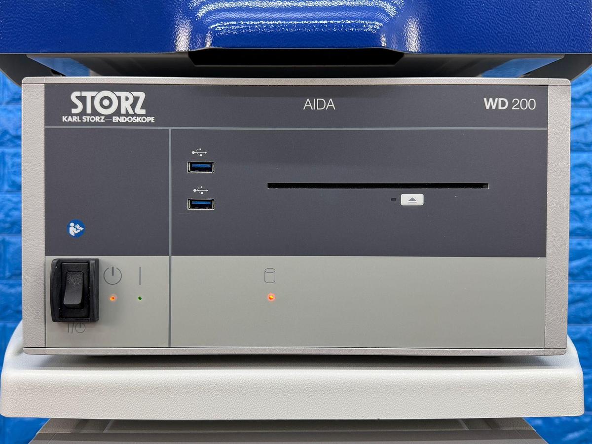 Used Karl Storz Spies Tower: -LCD Monitor 26 Inch  -Aida Monitor 19 Inch Touch Screen -Endoflator with Hose  -Keyboard -Camera Head H3-Z Spies S Full HD TH100  -Aida Control WD 200 -Xenon 300 Light source  -Spies S TC200/TC300 -Sony Printer
