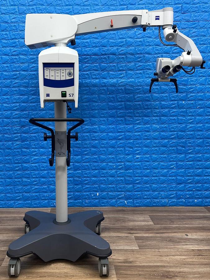 Used ZEISS S7 OPMI Movena Microscope YOM: 2009