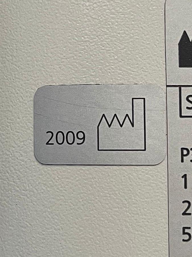 Used ZEISS S7 OPMI Movena Microscope YOM: 2009