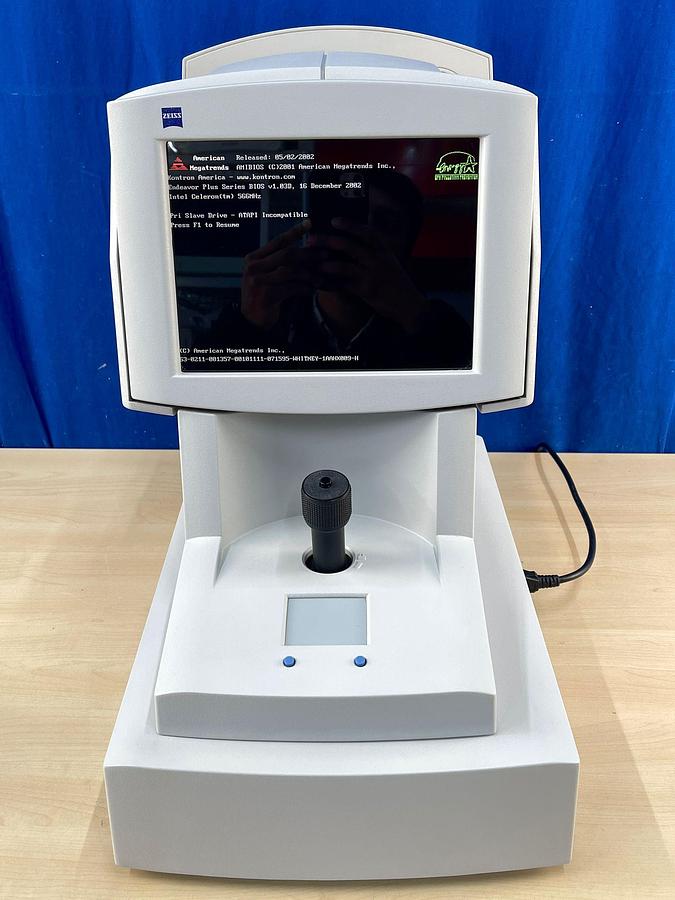 Used ZEISS CORNEAL TOPOGRAPHY SYSTEM Model: 995 YOM: 2008