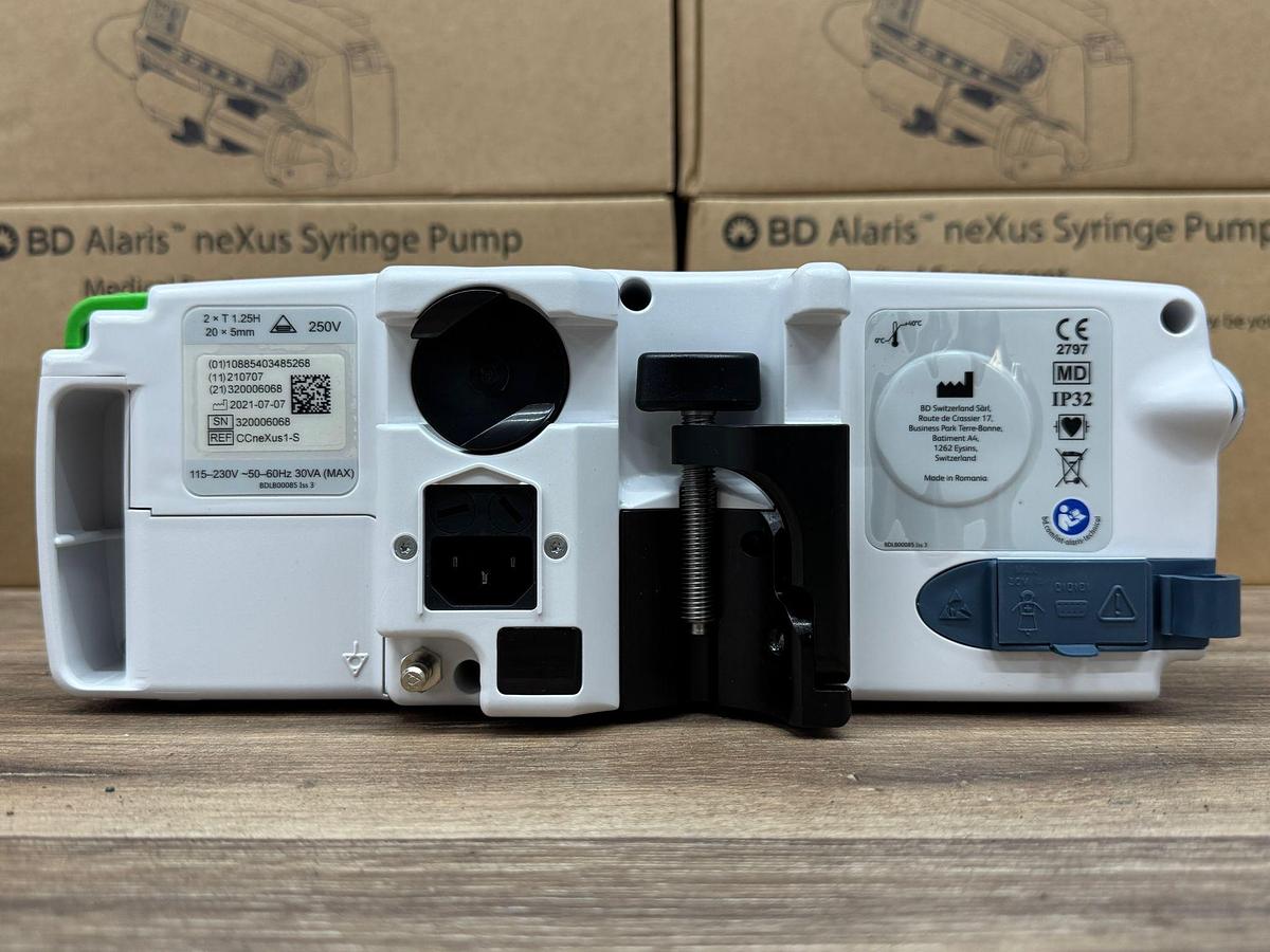 Used BD Alaris Nexus Syringe Pump  REF: CCneXus1-S -20 Pieces  Brand New
