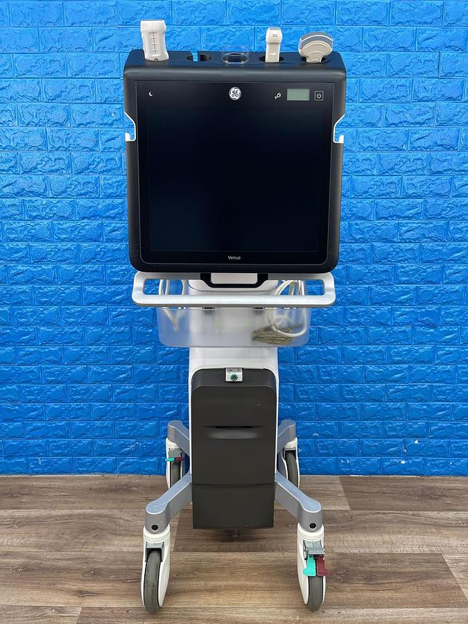 Used GE Venue R1 YOM: 2018 With 3 Probes.