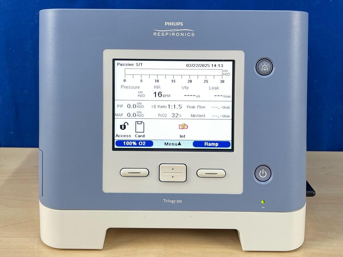 Used Philips Trilogy 202, YOM: 2020.