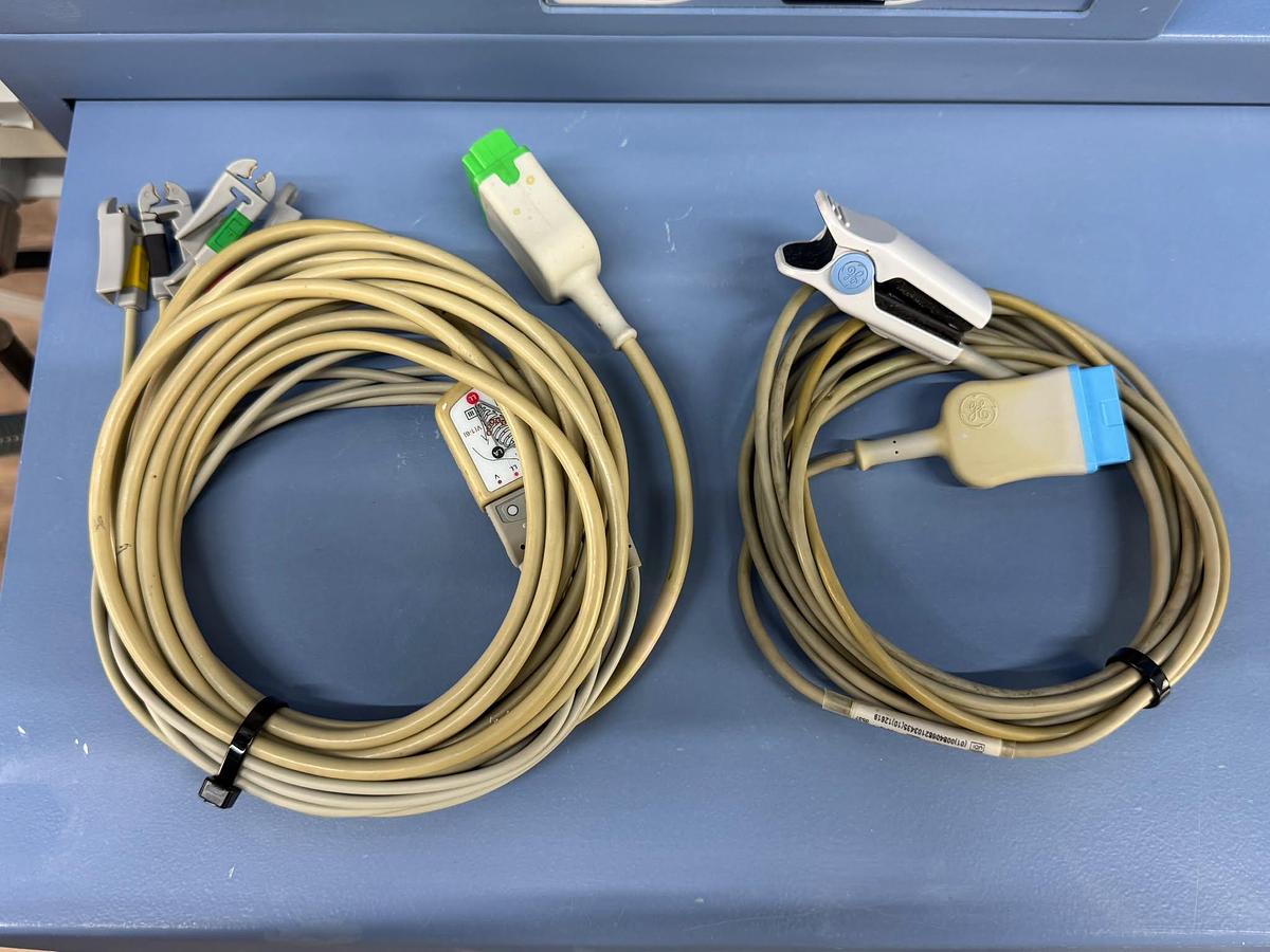 Used Dräger Fabius Tiro YOM: 2011 SN: ASCC-0212 Include GE B650 Patient Monitor YOM: 2013 SN: SEW13244968HA With SPO2 & ECG Cables