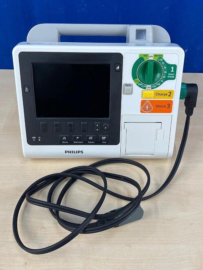 Used PHILIPS HeartStart XL+, YOM 2015