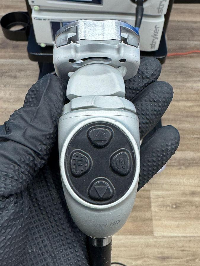 Used Stryker 1488 Processor  YOM: 2017  Stryker L9000 LED Light Source  YOM: 2014 Stryker 1488 Camera Head 