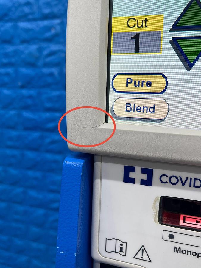 Used COVIDIEN ForceTriad YOM: 2013 with Mono Polar Footswitch and Bipolar Footswitch