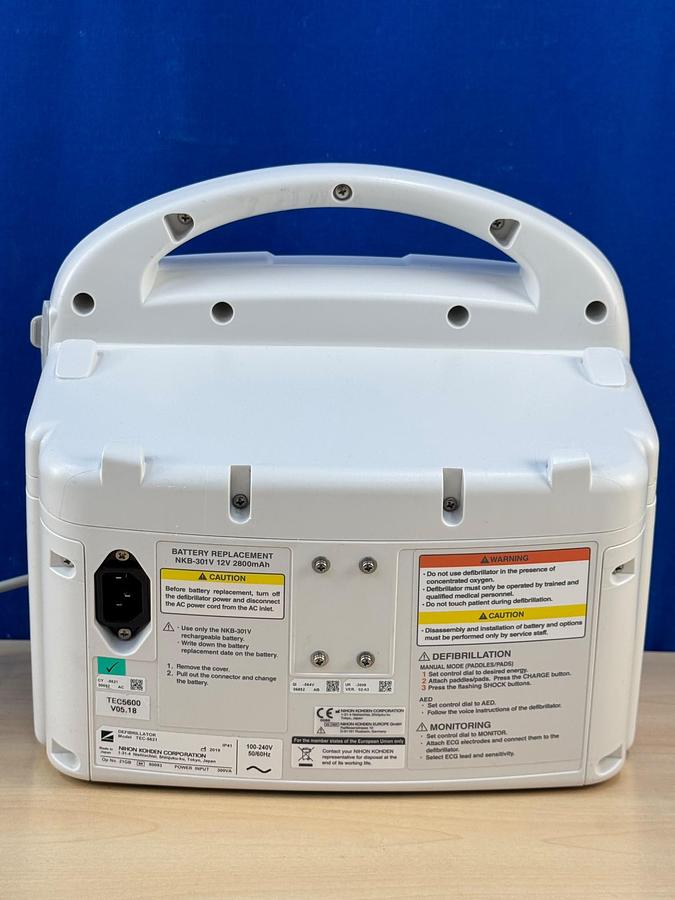 Used Nihon Kohden Cardiolife Defibrillator Model: TEC-5621 YOM: 2019