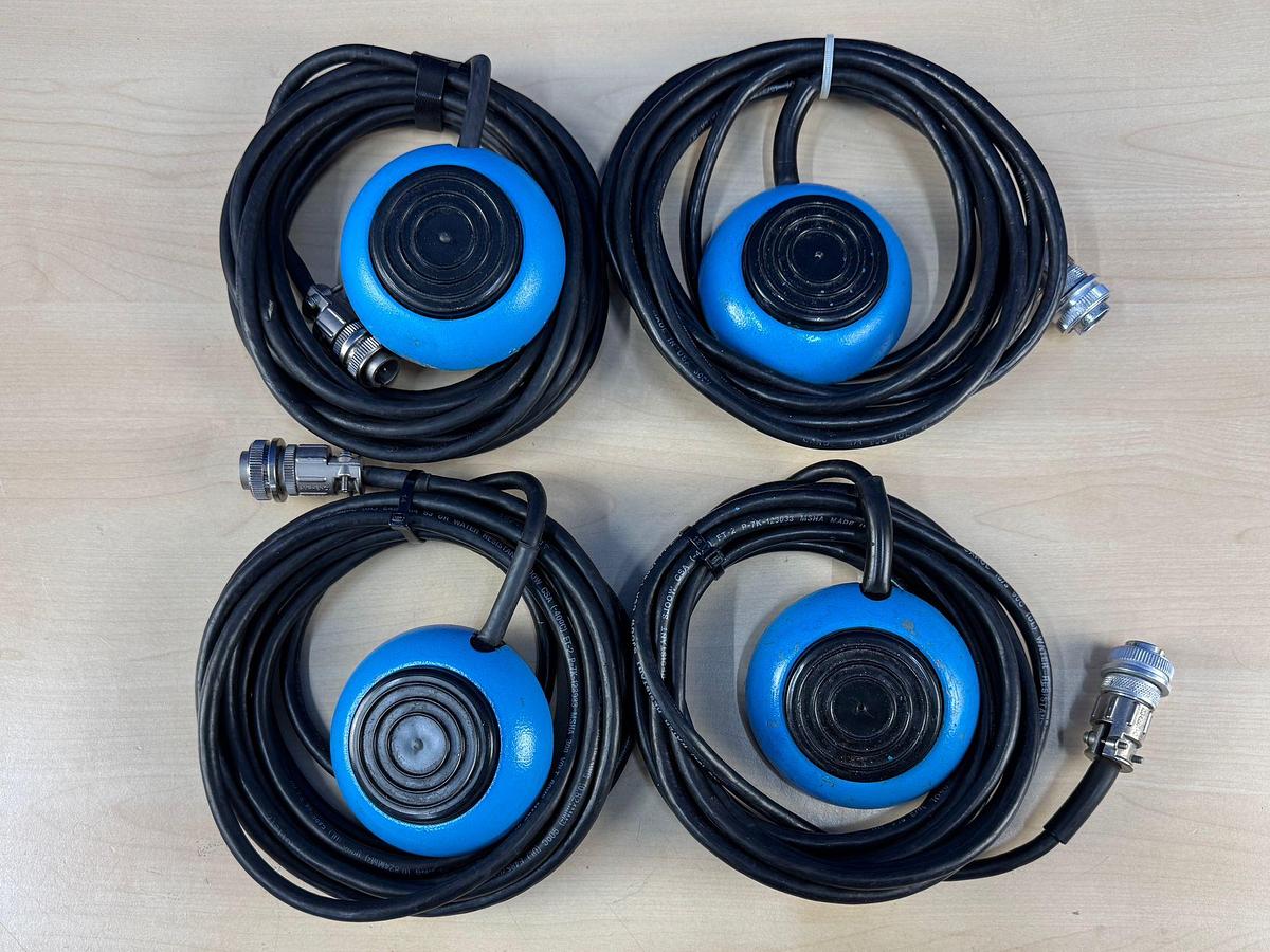 Used Covidien Bipolar Footswitch REF: E6019 -4 Pieces