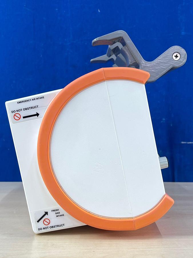 Used Dräger Oxylog 3000 Plus YOM: 2019