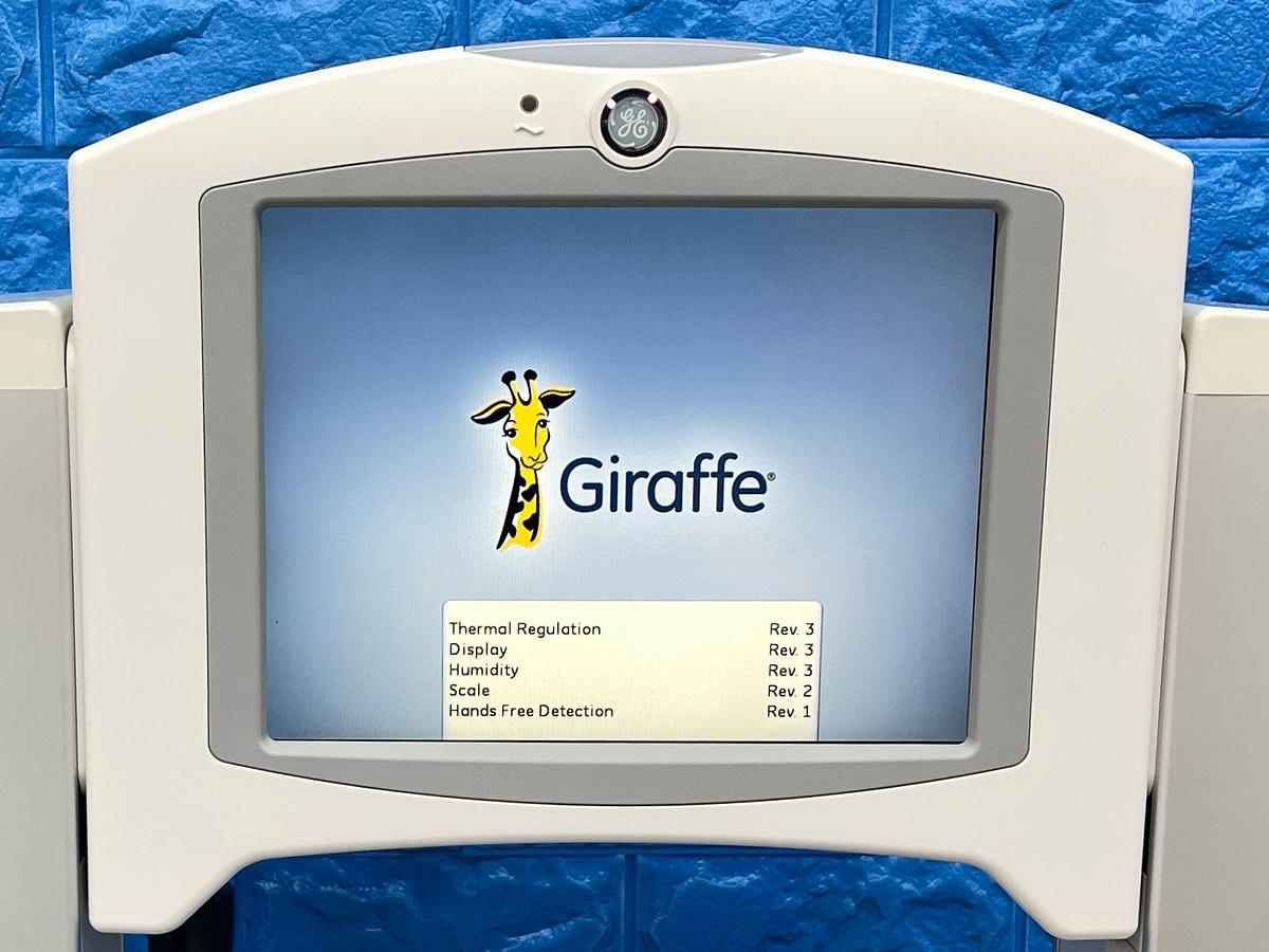 Used GE Giraffe Infant Incubator, YOM:2018, YOM:2018