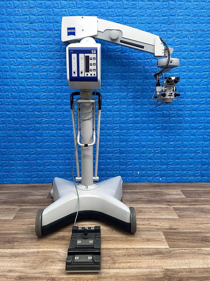 Used ZEISS S8 OPMI VISU 150 Microscope  