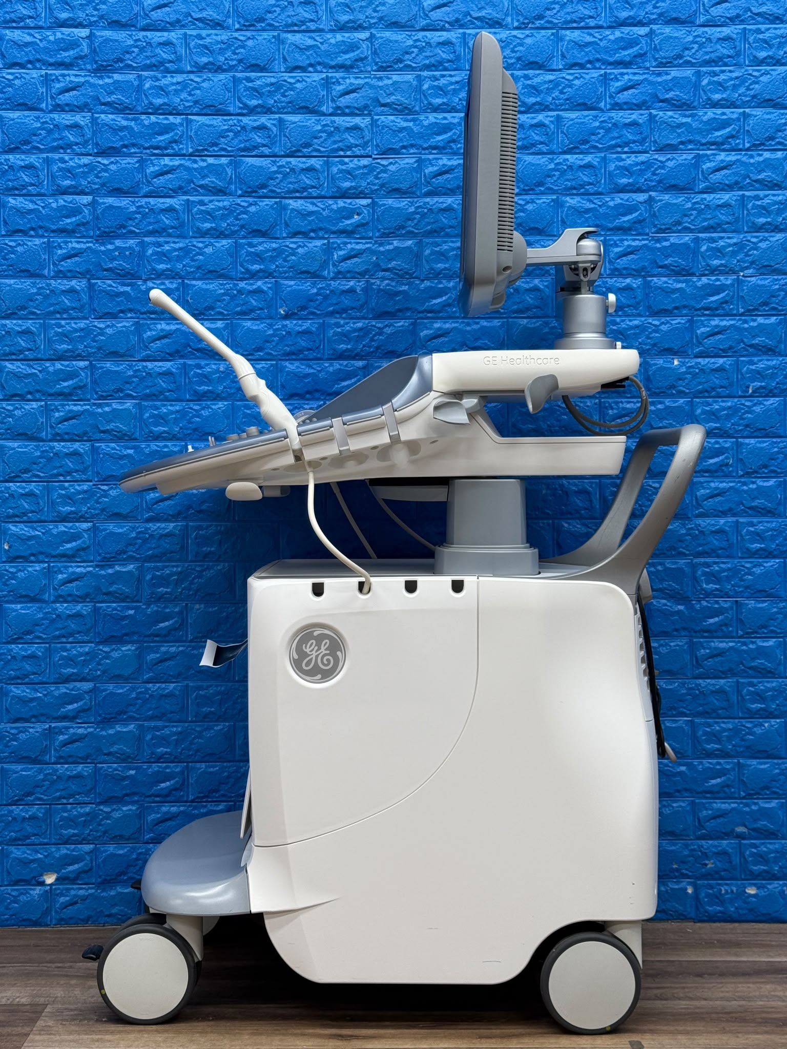 Used GE Voluson Е6 Ultrasound YOM: 2013
