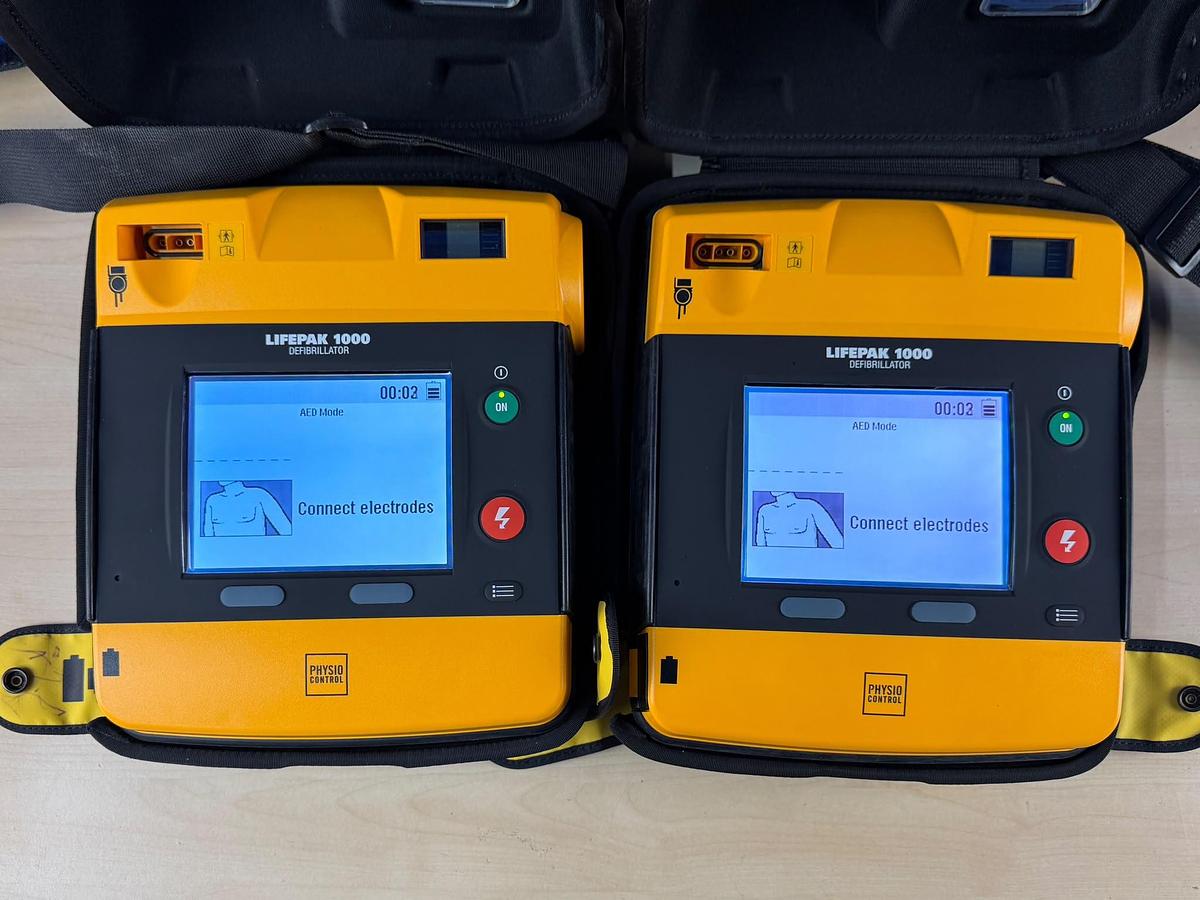 Used Physio Control Lifepak 1000 Defibrillator REF: 320371500491 YOM: 2018