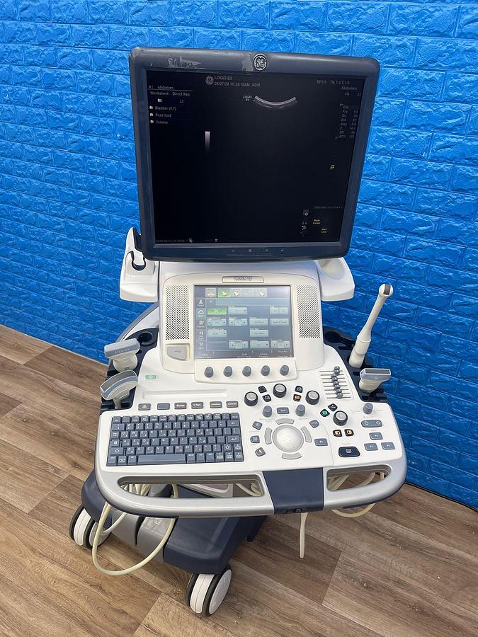 Used GE Logiq E9  YOM: 2014 With 4 Probes.